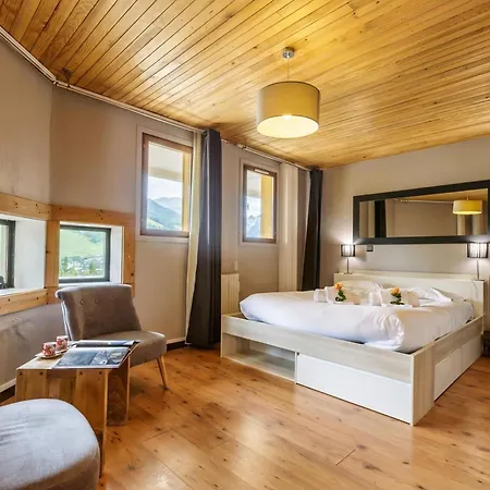 Appartement Rochebrune De 32 - Happy