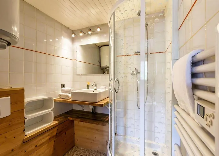 Rochebrune De 32 - Happy Appartement *